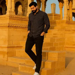 encore by INVICTUS Men Checked Casual Shirt image 2