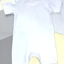 COCOON ORGANICS 100% Cotton Knit Half Sleeves Hello I Am New Here Text Printed Anti Microbial Romper - White image 3