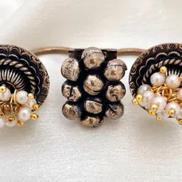 ISHKAARA Pearl Oxidised Ghungroo Ring image 5