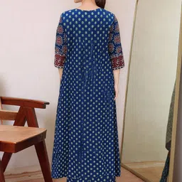 gosriki Women Ethnic Motifs Printed Anarkali Kurta with Palazzos & Dupatta image 3