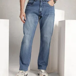 WROGN Men Anti Fit Light Fade Stretchable Jeans image 4