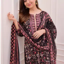 Ethnic 3 You Women Floral Printed Regular Pure Cotton Kurta with Trousers & With Dupatta image 5
