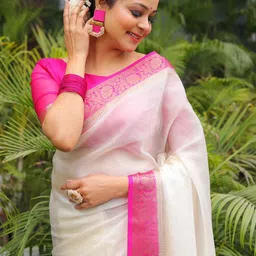 DIVASTRI Woven Design Zari Banarasi Saree image 4