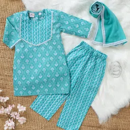 Desi Soota Cotton Woven Three Fourth Sleeves Floral & Chevron Printed Kurta & Coordinating Pant With Dupatta Set - Aqua-picture-20