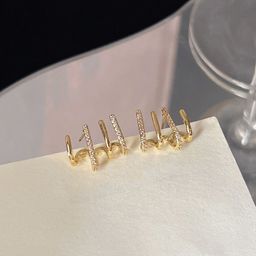 VAGHBHATT Classic Studs Earrings-picture-7