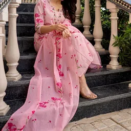 KAPADIYA FAB Women Floral Printed Regular Thread Work Pure Cotton Kurta with Trousers & With Dupatta image 2