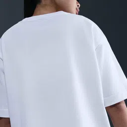 Nike Drop-Shoulder Sleeves Oversized T-shirt image 4
