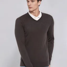 98 Degree North Men Solid V-Neck Long Sleeves Woollen Pullover Sweaters-image-28