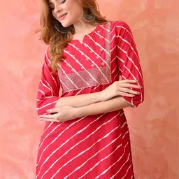 KKOUTFITS Women Leheriya Printed Thread Work Indie Prints Kurta image 3