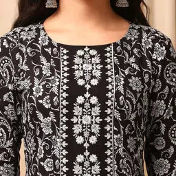 Inddus Women Floral Printed Regular Thread Work Kurta with Trousers image 5