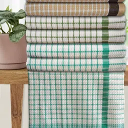 Athom Living White & Green 5 Printed Cotton 210 GSM Bath Towel-image-31