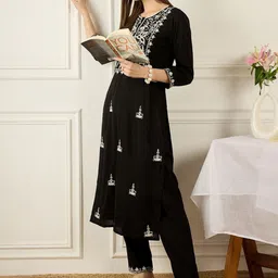 Indo Era Embroidered Round Neck Three-Quarter Sleeves Tunic And Trousers-image-77