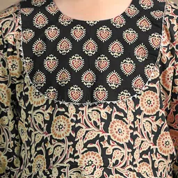 BAESD Girls Floral Printed Regular Kurta with Palazzos image 3