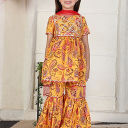 Cutiekins Girls Paisley Printed Round Neck Gotta Patti A-Line Kurta With Sharara & Dupatta-picture-32