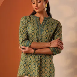 Libas Ethnic Motifs Printed Pleated Kurti image 4