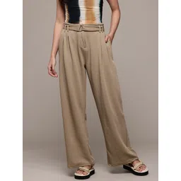 The Roadster Lifestyle Co. Women Pleated Trousers with Belt-picture-38
