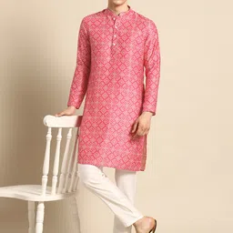 simaaya Sayisha Men Printed Pure Silk Kurta with Trousers image 4