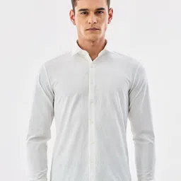 Snitch Men Textured Slim Fit Spread Collar Long Sleeve Shirt-picture-10