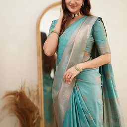 Cotify Woven Design Zari Silk Blend Handloom Saree image 2