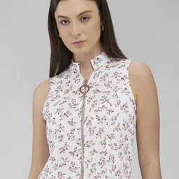 IZEL Floral Print Mandarin Collar Crop Top image 1