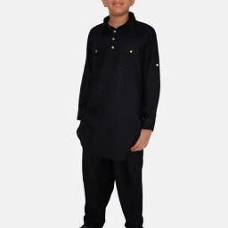 Kiddopanti Kids Black Solid Full Sleeves Kurta with Pyjamas-picture-43