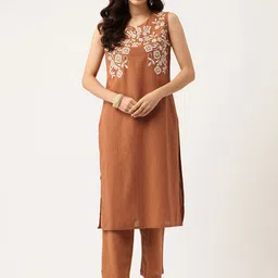 MISRI Floral Embroidered Regular Pure Cotton Kurta with Trousers-image-19