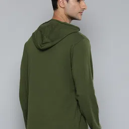 Levis Men Green Graphic Printed Pure Cotton Hooded Sweatshirt image 3