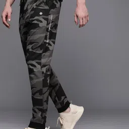 WROGN Men Black & Grey Slim Fit Camouflage Printed Joggers-picture-17