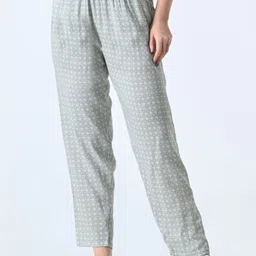 BAESD Women Pack Of 3 Cotton Printed Regular Lounge Pants image 4