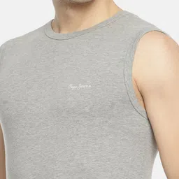 Pepe Jeans Men Grey Melange Solid Gym Vest image 2