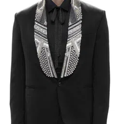 SDS By Kushal Shah Single-Breasted Three-Piece Suit image 3