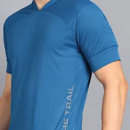 HRX by Hrithik Roshan Typography Printed V-Neck Ultra-Dry T-Shirt image 3