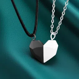 Zaphariq Silver-Plated Friendship Magnet Heart Minimal Necklace image 5