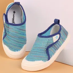 Cute Walk by Babyhug Velcro Closure Textured Casual Shoes - Blue-picture-26