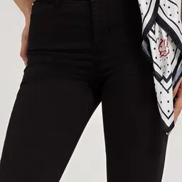 GUESS Women High-Rise Slash Knee Jeans image 2