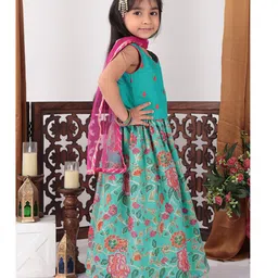 Kinder Kids Sleevless Flower Embroidered Choli & Floral Printed Lehenga With Dupatta - Blue image 4