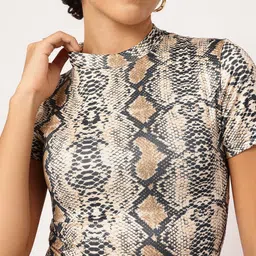 DressBerry Wilderness Wanderer Crop Top image 3