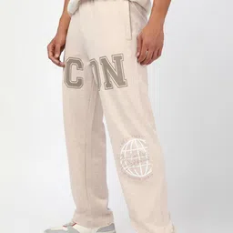 Bewakoof Men Ecru Melange Icon Graphic Printed Oversized Track Pants image 3