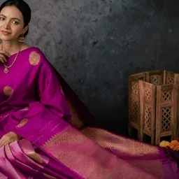 VASTRAHUT Woven Design Zari Silk Blend Handloom Banarasi Saree image 5