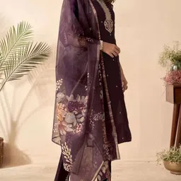 KHANJAN FASHION Women Floral Embroidered Regular Thread Work Kurta with Trousers & With Dupatta image 4