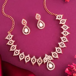 VEDDA AD Studded Jewellery Set image 1