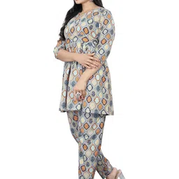 KANUDA Women White Poly Crepe Kurta Sets-picture-13