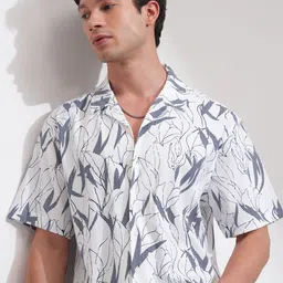 LOCOMOTIVE Men Comfort Relaxed Fit Floral Printed Cuban Collar Casual Shirt-picture-33