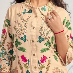 Selvia Printed Collar Neck Shirt With Trousers Co-Ords image 4