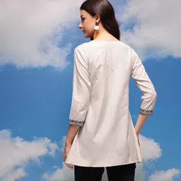 CORSICA Ethnic Motifs Embroidered A-Line Kurti image 2