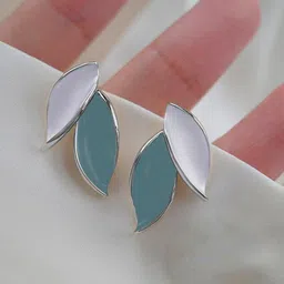 KRENOZ Silver-Plated Antique Leaf Shaped Studded image 5