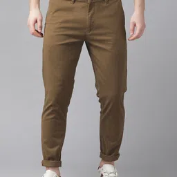Roadster Men Olive Brown Tapered Slim Fit Solid Chinos-image-38