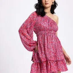 Stylecast X Hersheinbox One-Shoulder Raglan Sleeves Tropical Printed Fit and Flare Dress image 2