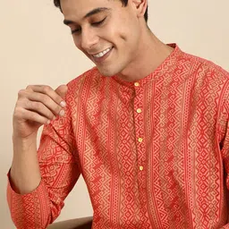 Anouk Men Orange & Gold-Toned Ethnic Motifs Printed Pure Cotton Kurta-picture-26