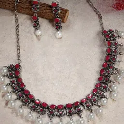 Fida Ethnic Fuchsia Jewellery Set-image-62
